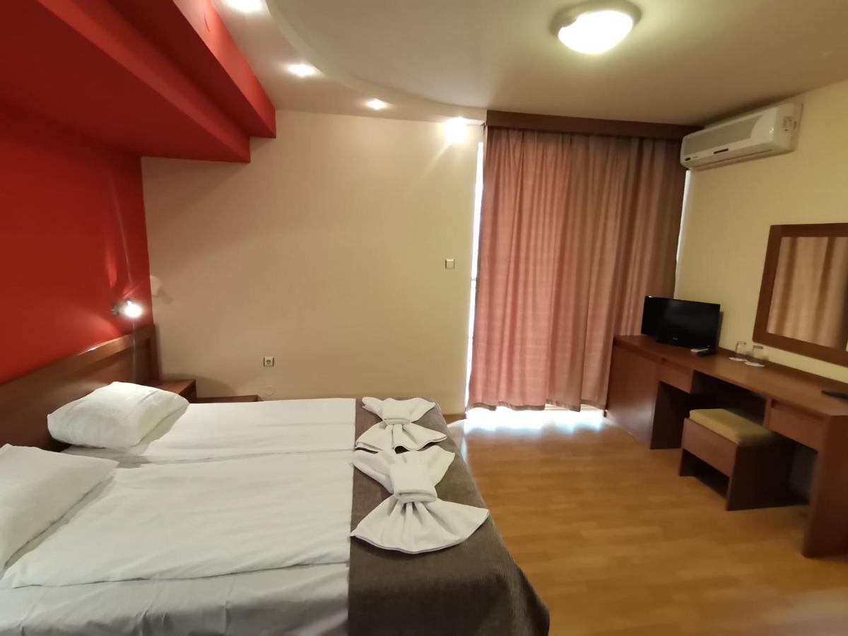 Paris Hotel Balchik Exterior foto